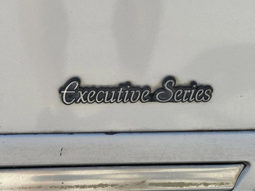 1997 Lincoln TOWN CAR - 1LNLM81W0VY728974 - Image #27