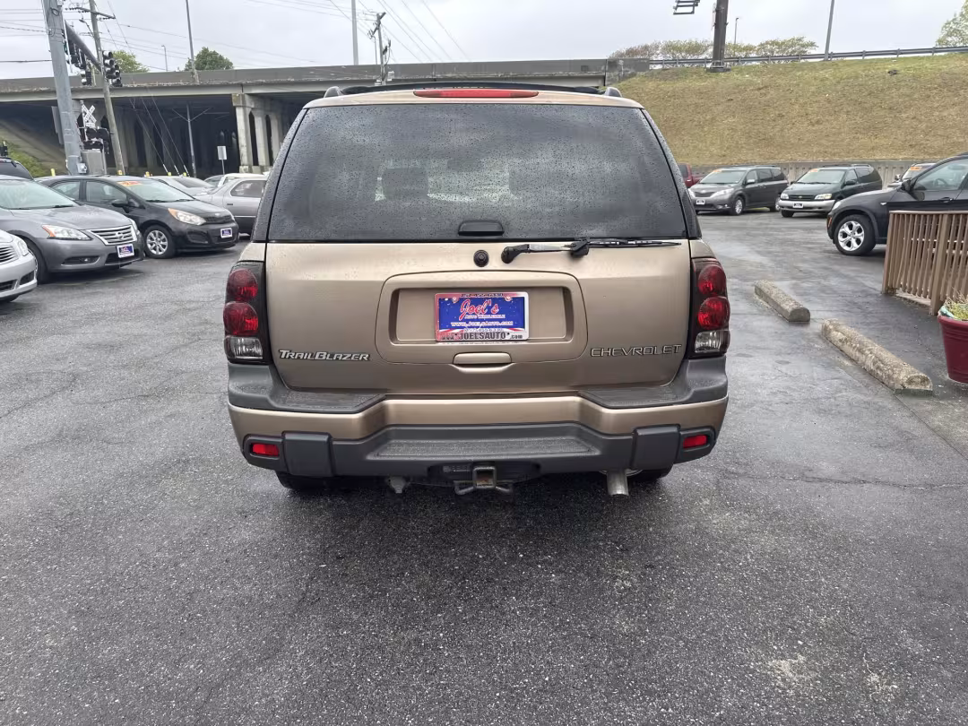 2002 Chevrolet TrailBlazer - 1GNDT13S022390365 - Image #3