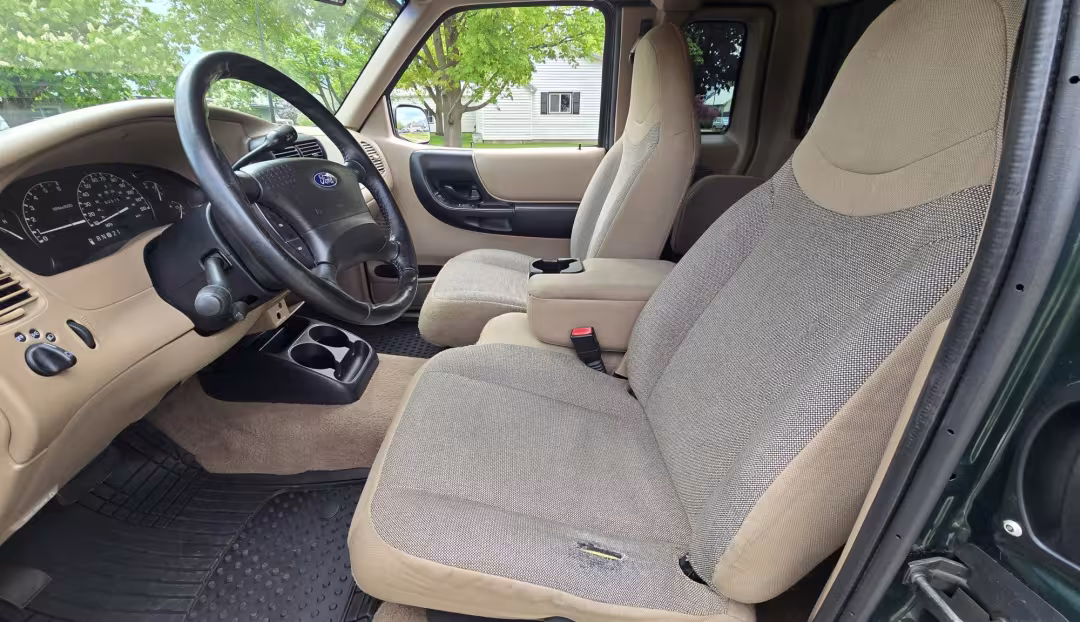 2002 Ford Ranger - 1FTZR45E92PA56103 - Image #13