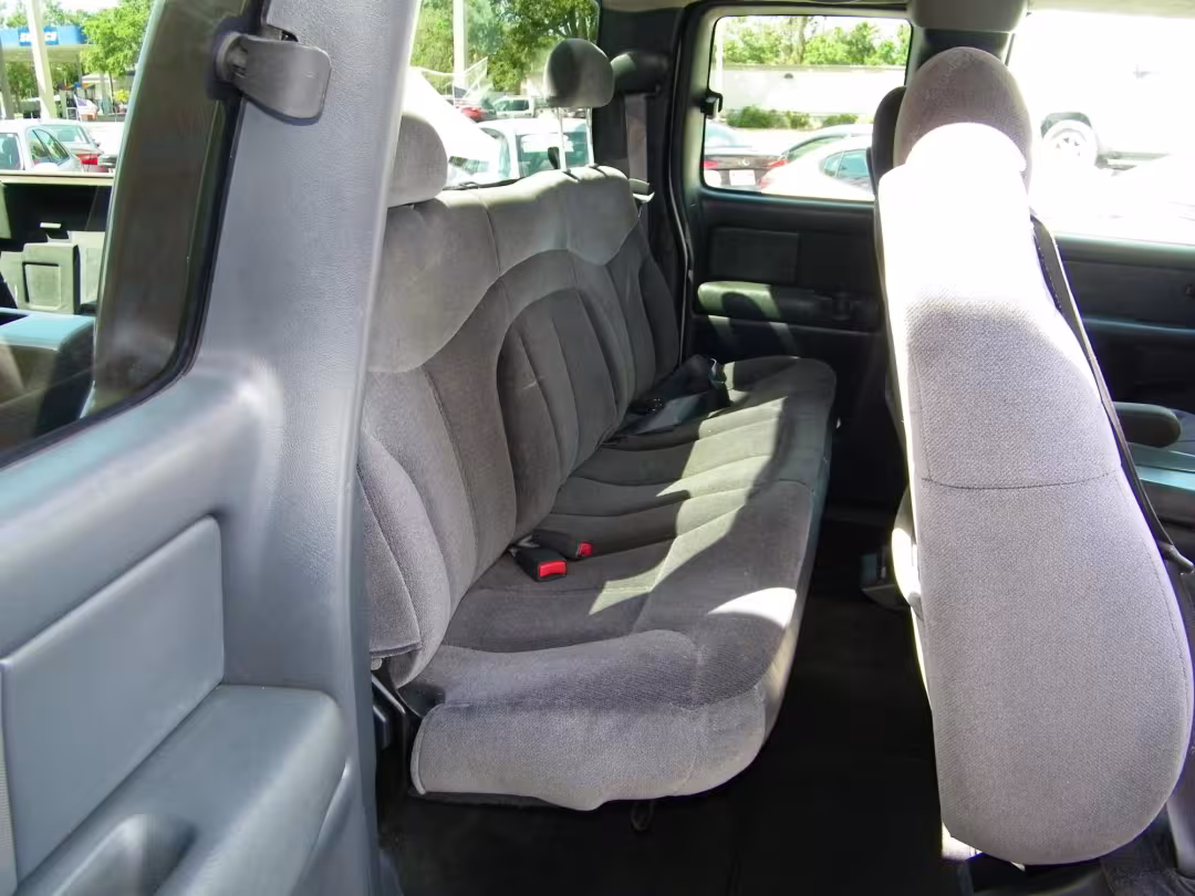 2002 GMC Sierra 2500HD - 1GTHC29U52E304152 - Image #16