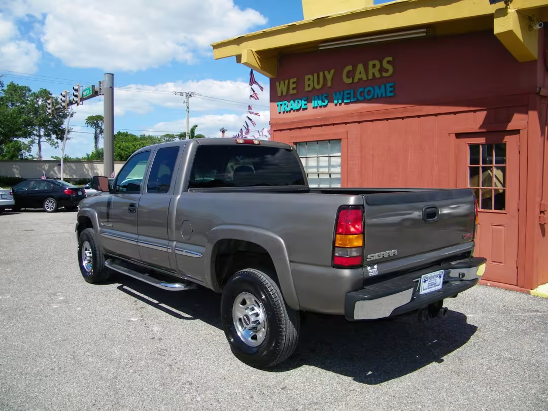 2002 GMC Sierra 2500HD - 1GTHC29U52E304152 - Image #5