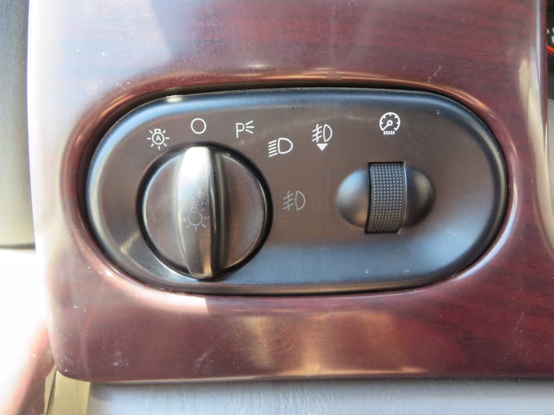 2003 Ford Excursion - 1FMSU45PX3ED70773 - Image #46