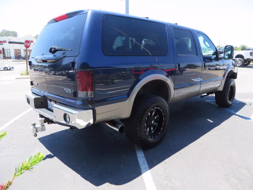 2003 Ford Excursion - 1FMSU45PX3ED70773 - Image #5