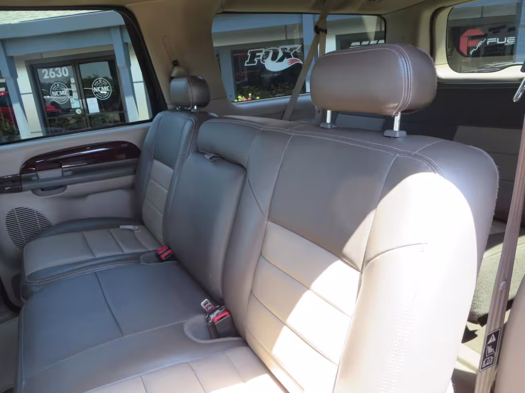 2003 Ford Excursion - 1FMSU45PX3ED70773 - Image #52