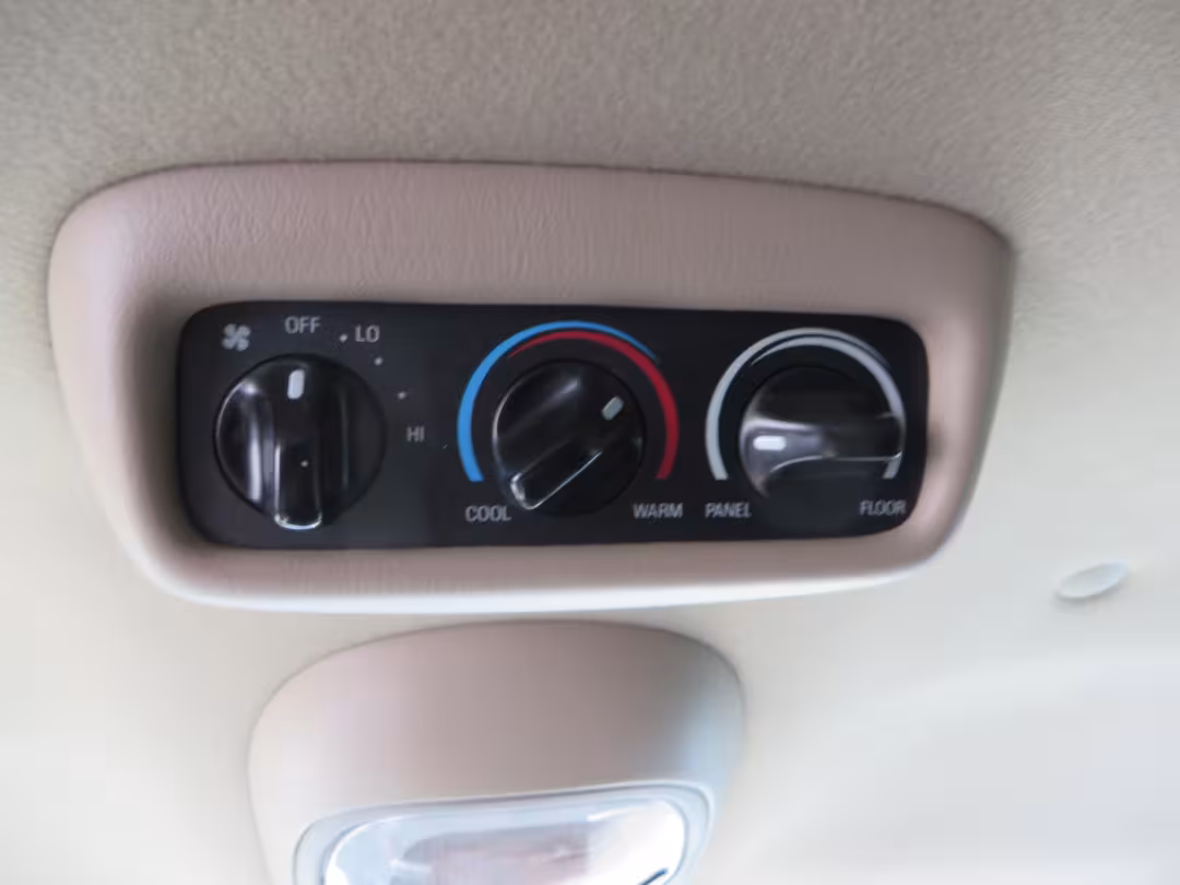 2003 Ford Excursion - 1FMSU45PX3ED70773 - Image #55