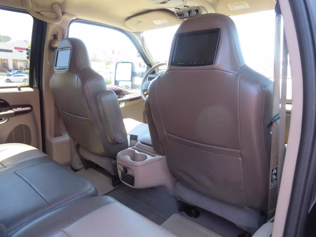 2003 Ford Excursion - 1FMSU45PX3ED70773 - Image #72