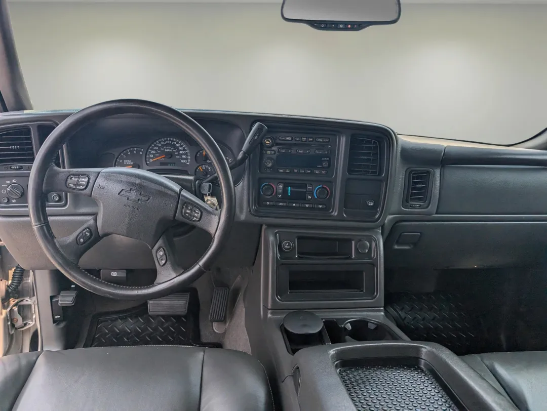 2004 Chevrolet Avalanche - 3GNEC12T54G312494 - Image #12