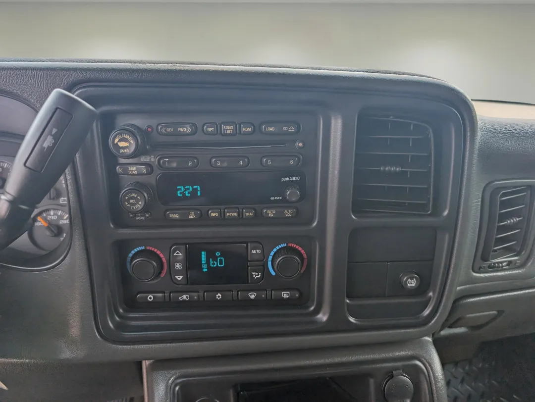 2004 Chevrolet Avalanche - 3GNEC12T54G312494 - Image #14