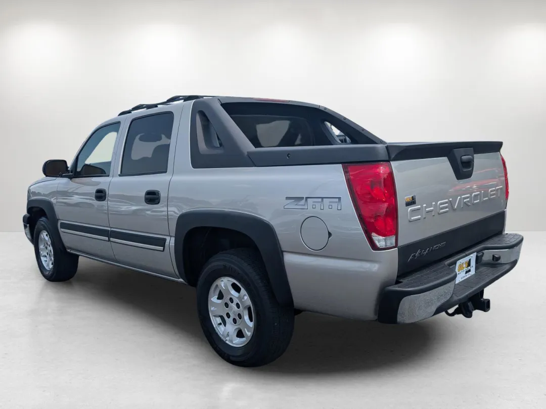 2004 Chevrolet Avalanche - 3GNEC12T54G312494 - Image #7