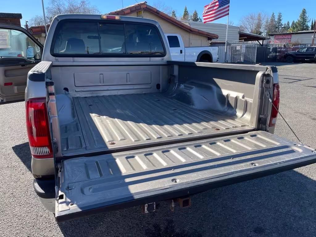 2004 Ford F-250 SD - 1FTNW21P04EA07115 - Image #10
