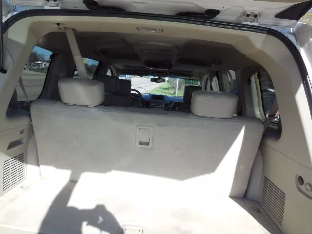 2004 Infiniti QX56 - 5N3AA08A64N808928 - Image #6