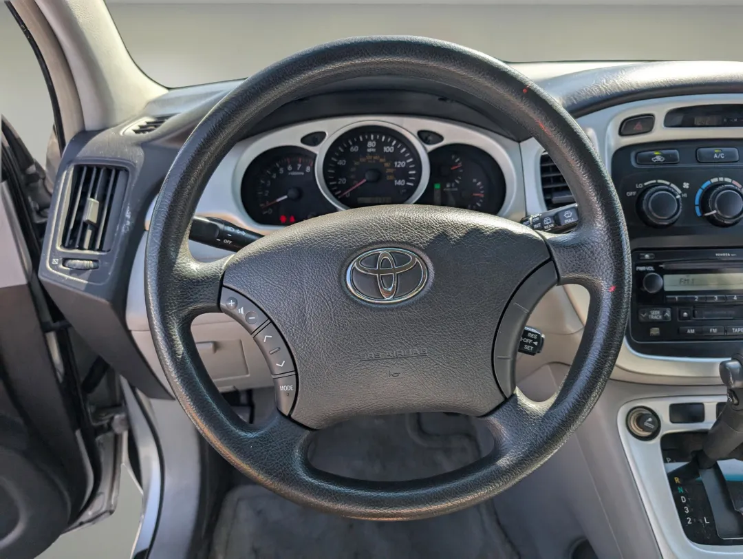 2004 Toyota Highlander - JTEGP21A740017540 - Image #16