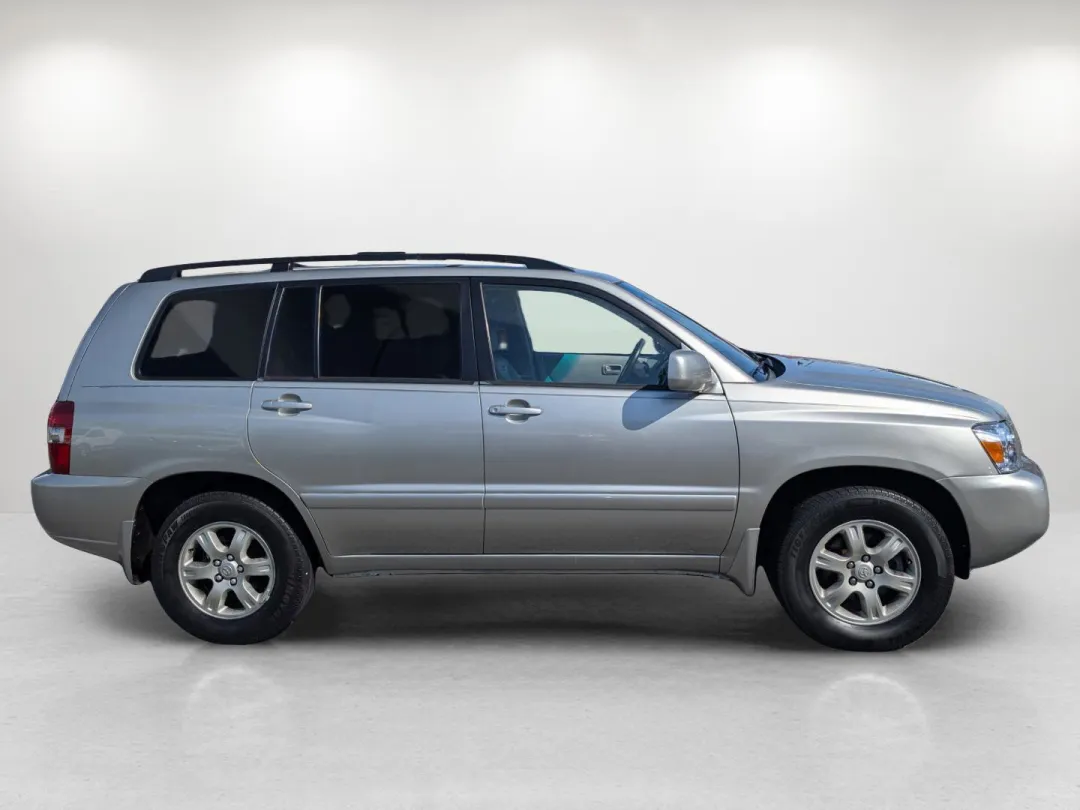 2004 Toyota Highlander - JTEGP21A740017540 - Image #4