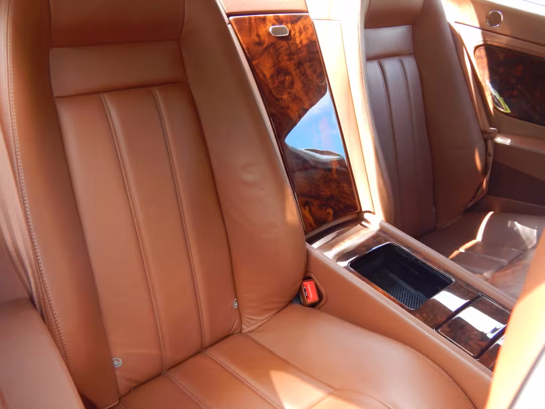 2005 Bentley Continental GT - SCBCR63W25C025917 - Image #10