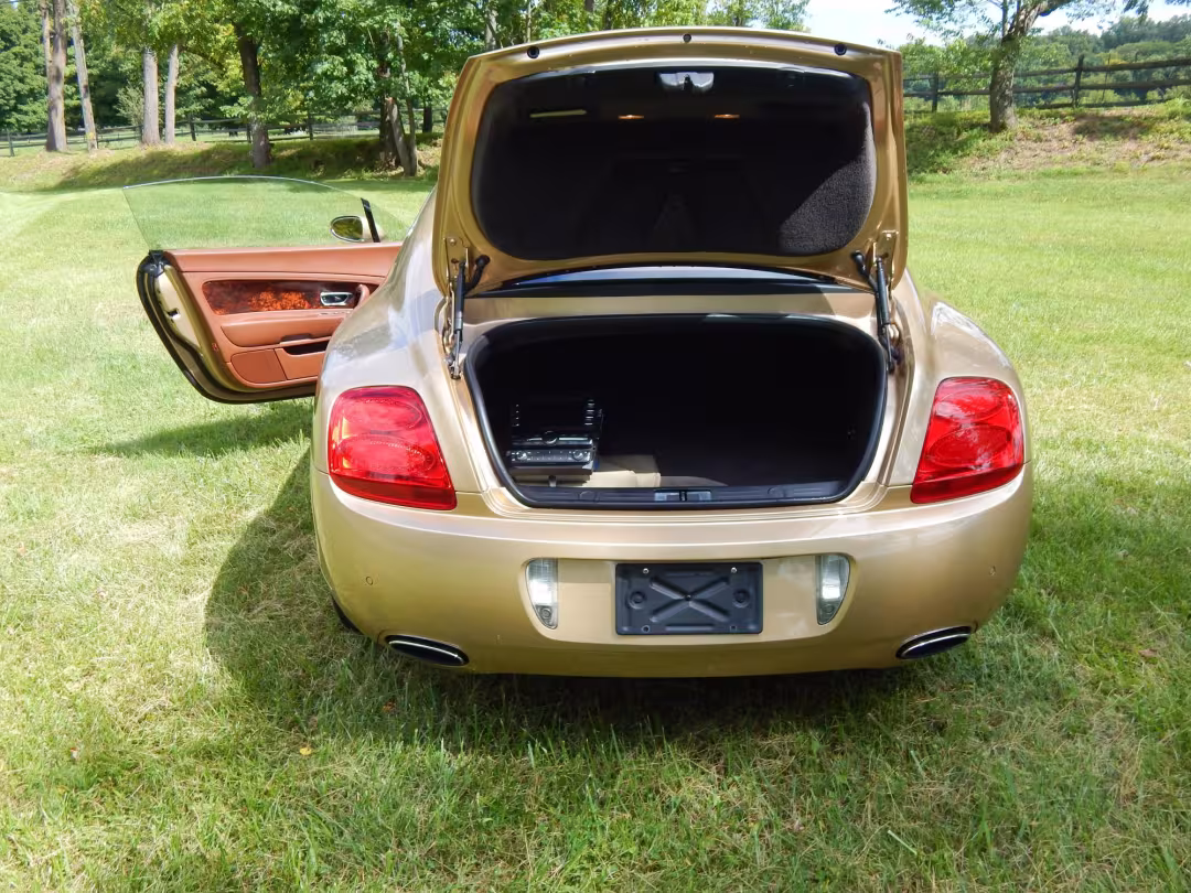 2005 Bentley Continental GT - SCBCR63W25C025917 - Image #21