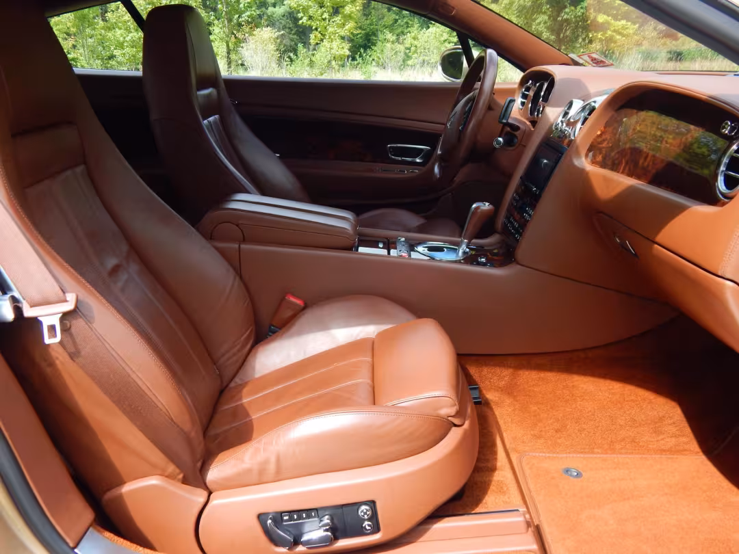 2005 Bentley Continental GT - SCBCR63W25C025917 - Image #9