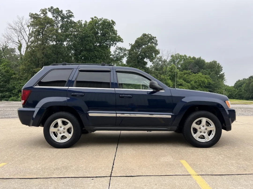 2005 Jeep Grand Cherokee - 1J4HR58275C719547 - Image #11
