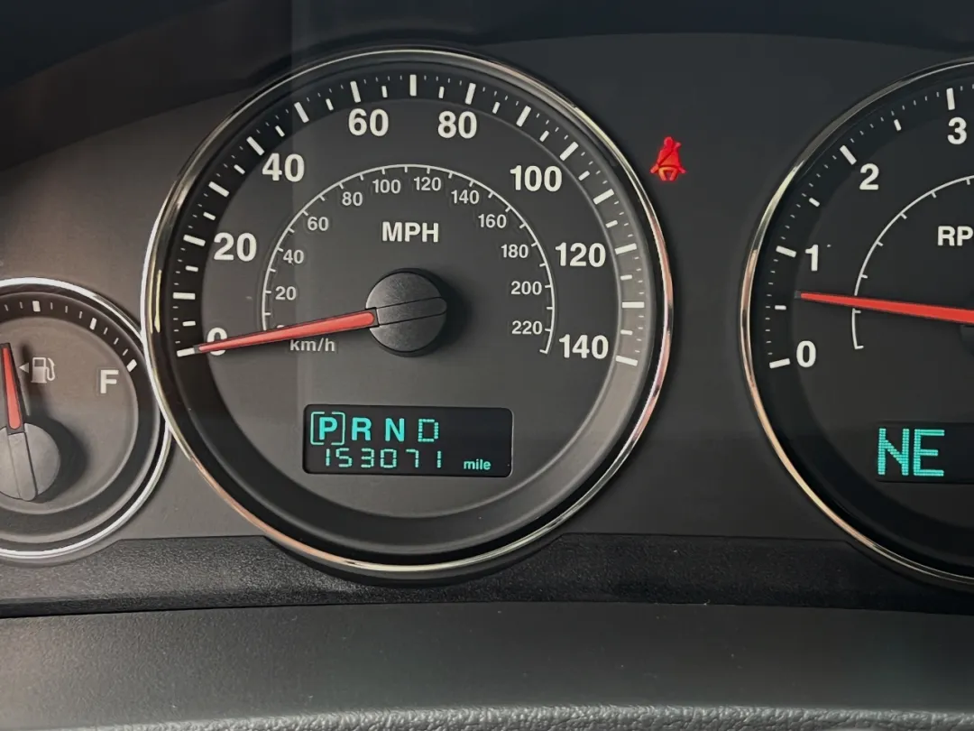 2005 Jeep Grand Cherokee - 1J4HR58275C719547 - Image #24