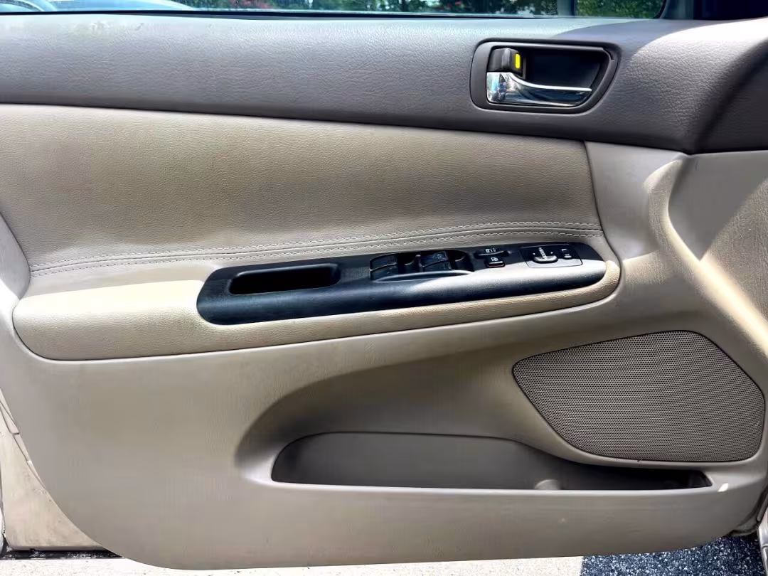 2006 Toyota Camry - 4T1BF32K66U624910 - Image #10