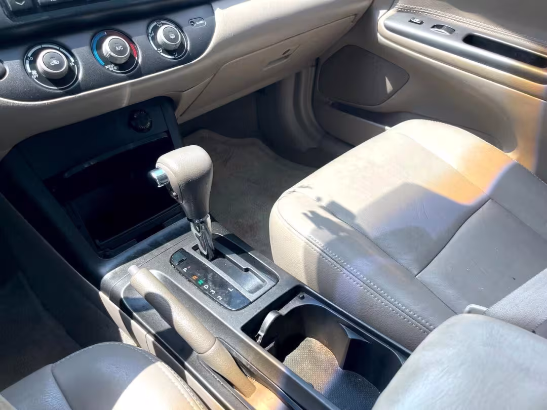 2006 Toyota Camry - 4T1BF32K66U624910 - Image #19