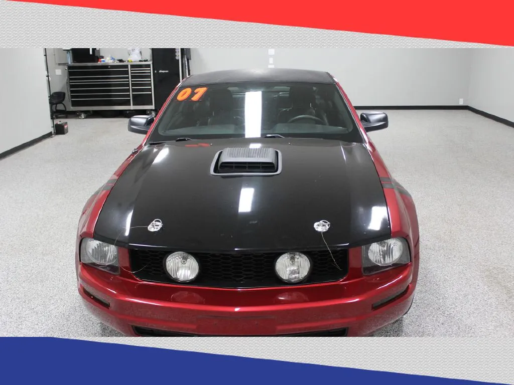 2007 Ford Mustang - 1ZVHT80N075324421 - Image #6