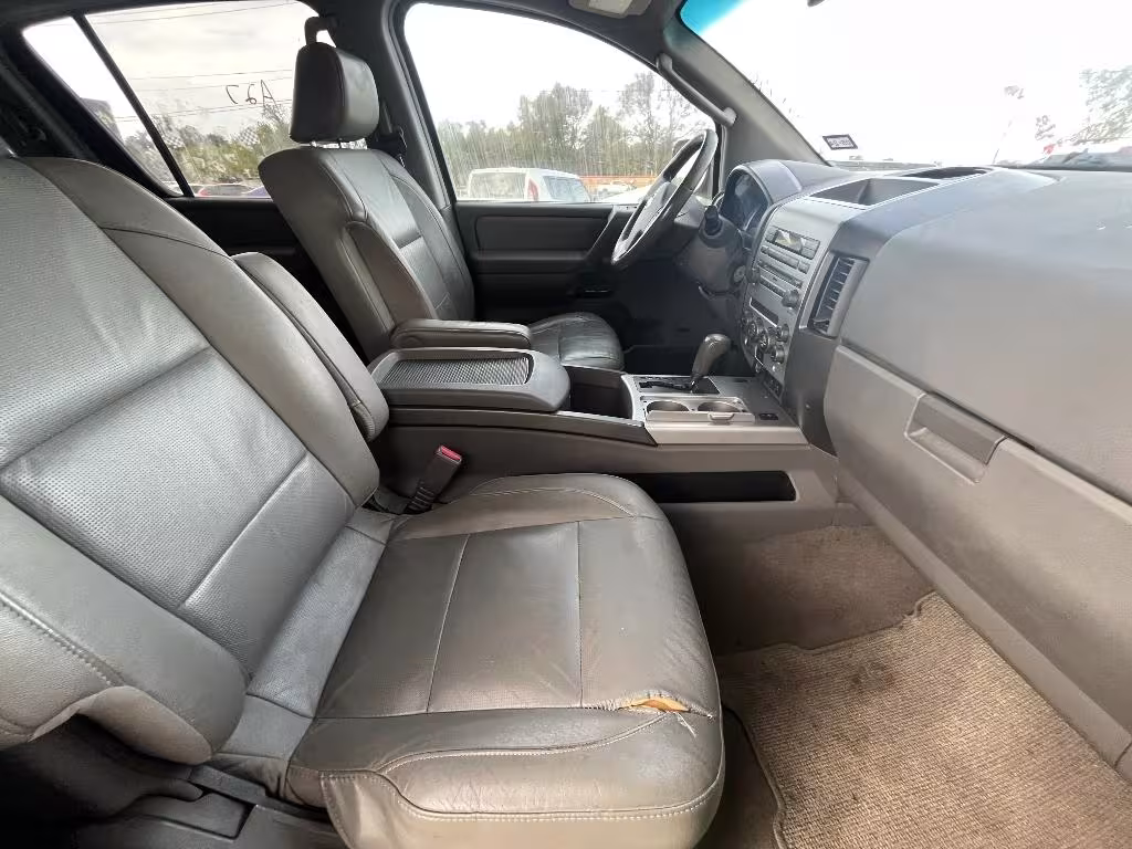 2007 Nissan Armada - 5N1BA08A07N714576 - Image #4