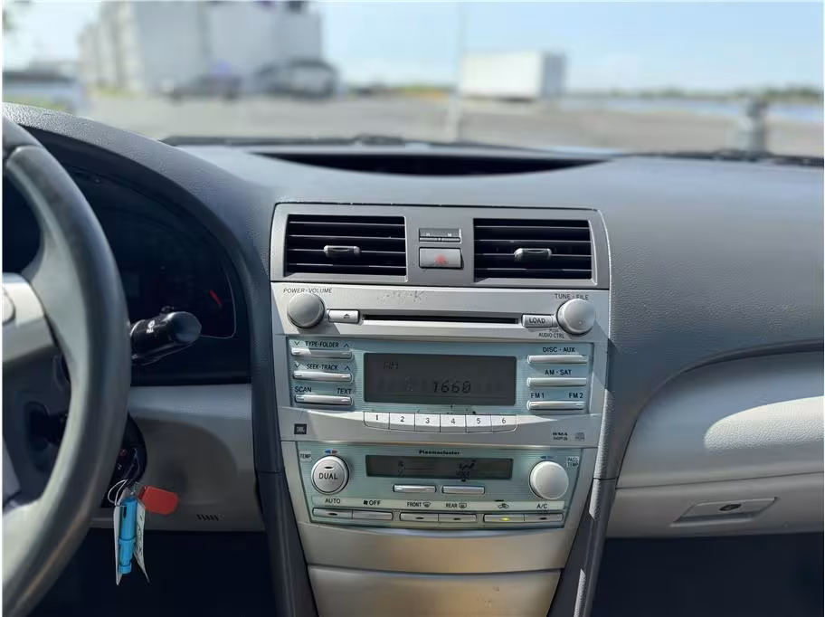 2007 Toyota Camry - 4T1BK46K17U511301 - Image #10