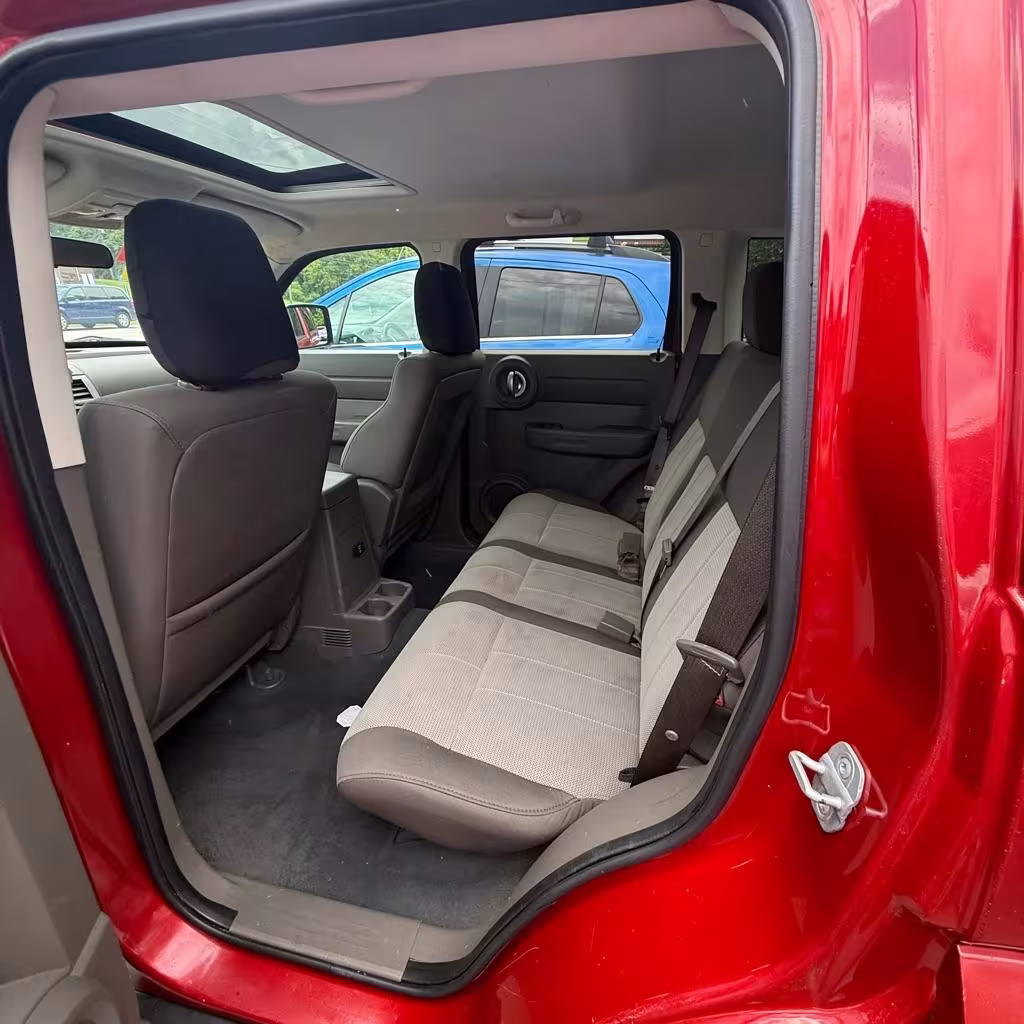 2008 Dodge Nitro - 1D8GU28K68W233590 - Image #8
