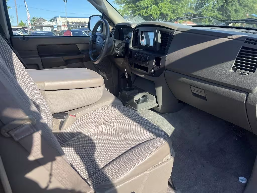 2008 Dodge Ram 1500 - 1D7HA16K68J207745 - Image #1