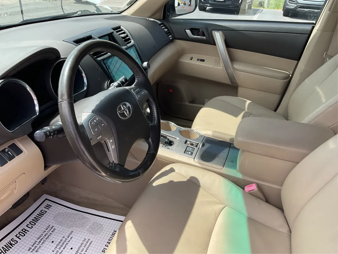 2008 Toyota Highlander - JTEES43A082090872 - Image #9