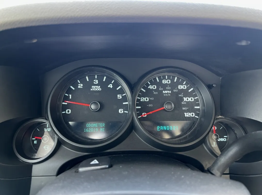 2009 Chevrolet Silverado 1500 - 1GCEC14X49Z194485 - Image #2