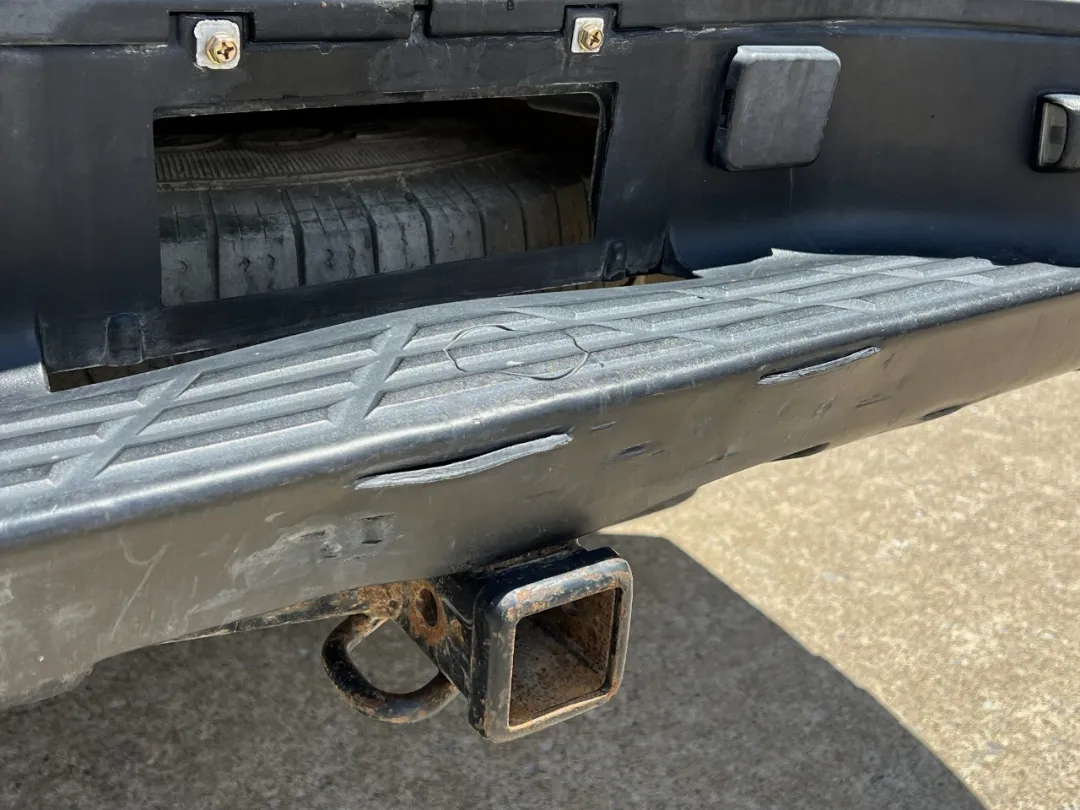 2009 Chevrolet Silverado 1500 - 1GCEC14X49Z194485 - Image #35