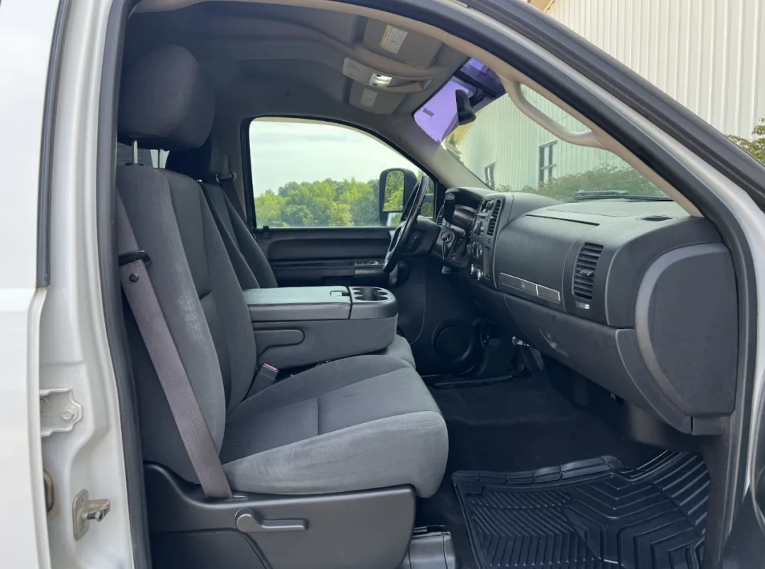 2009 Chevrolet Silverado 2500HD - 1GCHK536X9F127441 - Image #16
