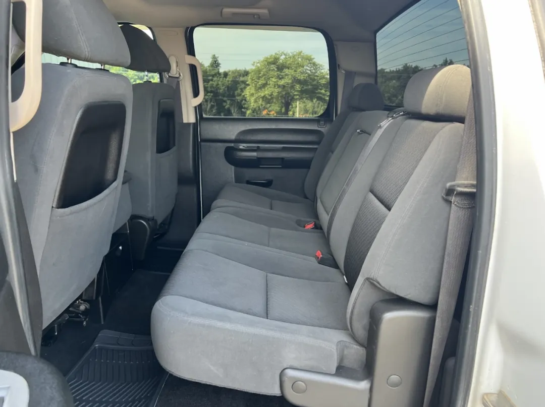 2009 Chevrolet Silverado 2500HD - 1GCHK536X9F127441 - Image #17