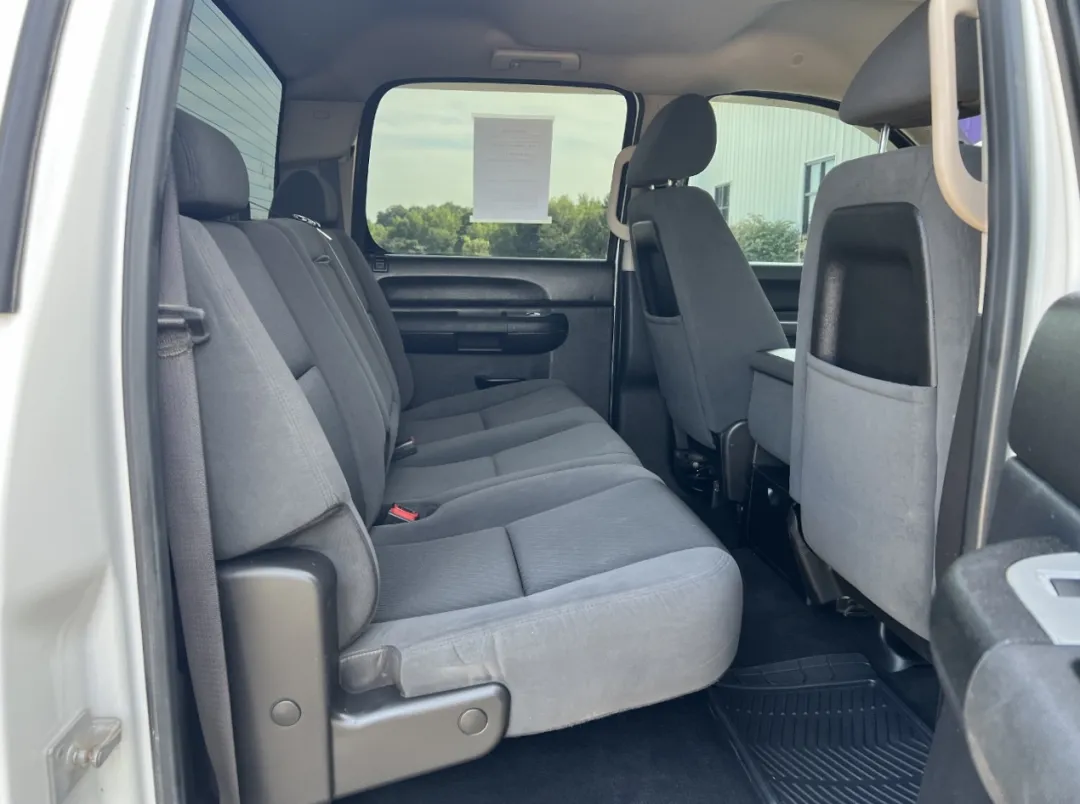 2009 Chevrolet Silverado 2500HD - 1GCHK536X9F127441 - Image #18