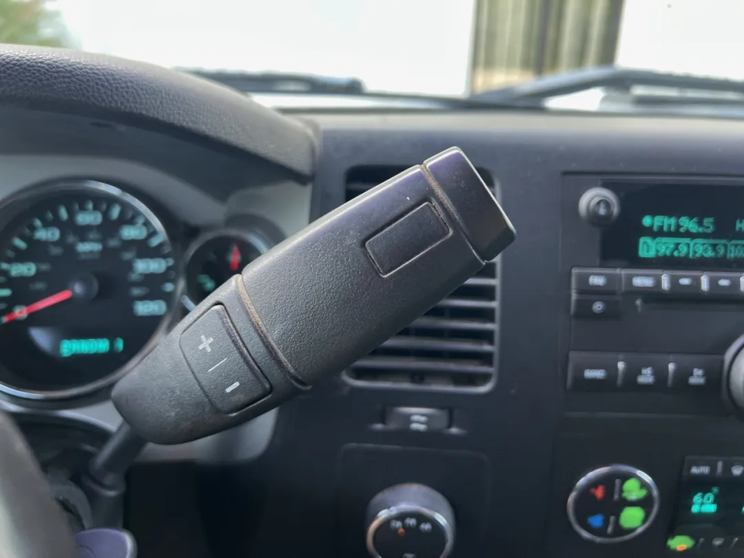 2009 Chevrolet Silverado 2500HD - 1GCHK536X9F127441 - Image #23