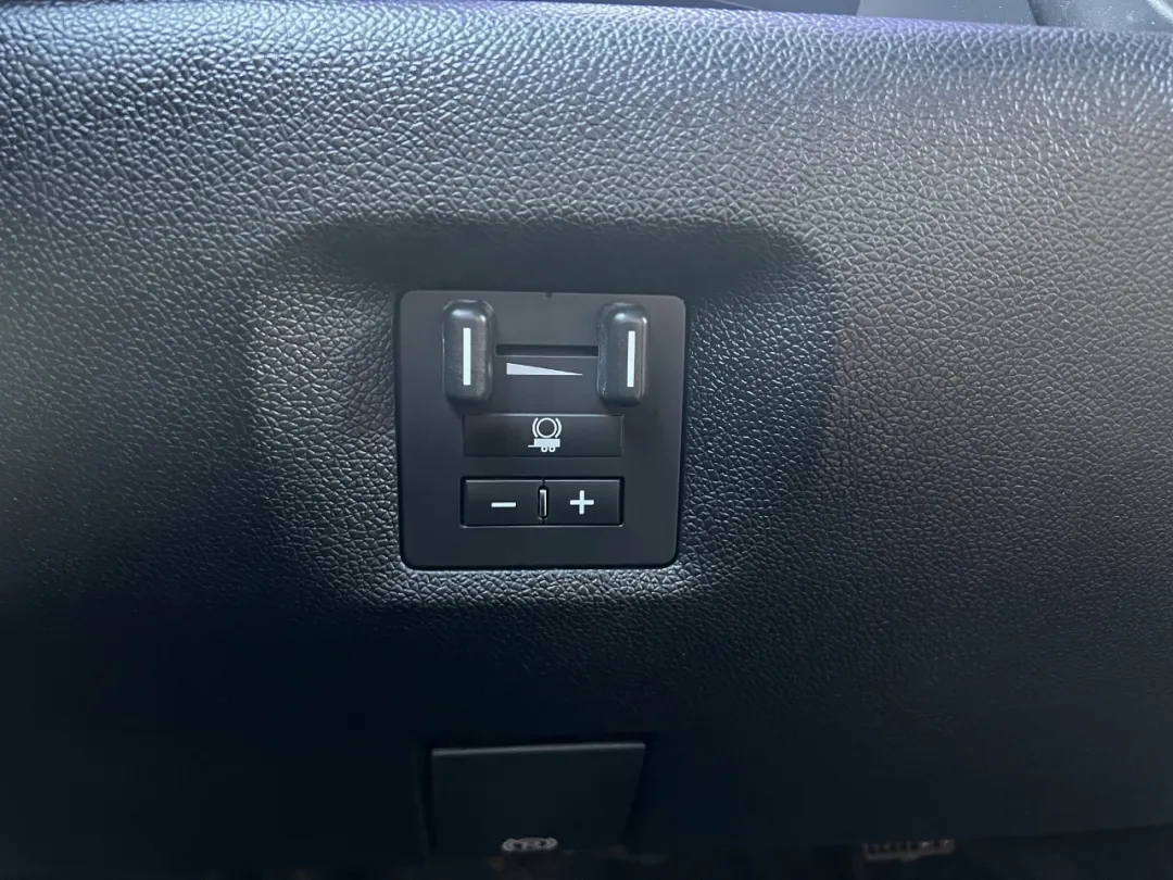 2009 Chevrolet Silverado 2500HD - 1GCHK536X9F127441 - Image #29