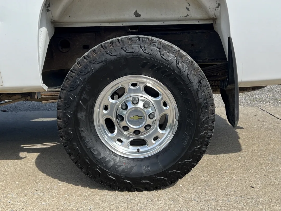 2009 Chevrolet Silverado 2500HD - 1GCHK536X9F127441 - Image #34
