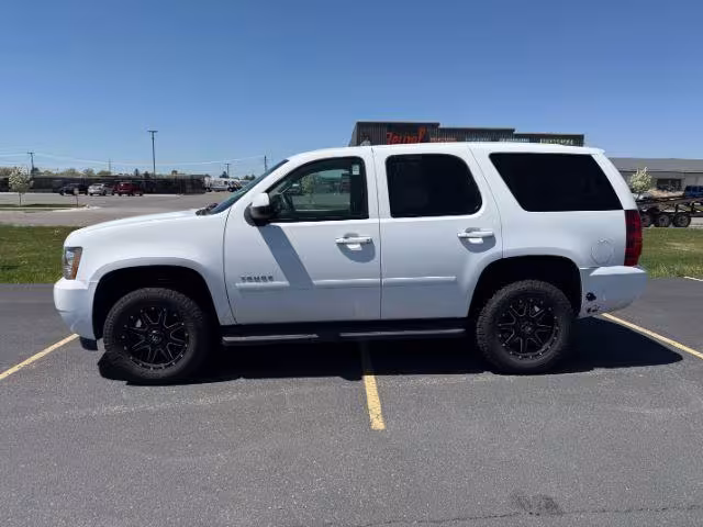 2009 Chevrolet Tahoe - 1GNFK13069R219860 - Image #1