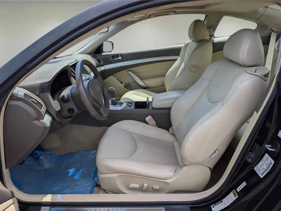 2009 Infiniti G37 Coupe - JNKCV64F19M651528 - Image #10
