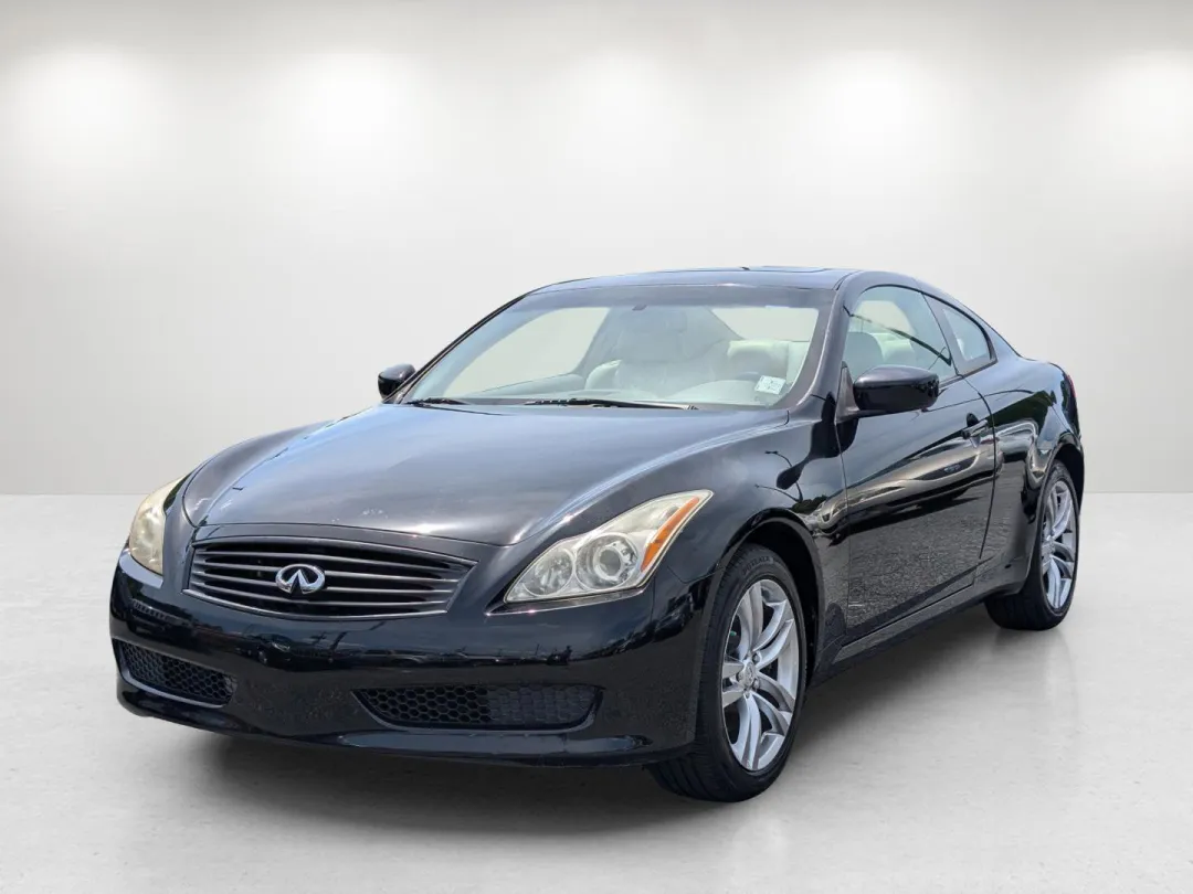 2009 Infiniti G37 Coupe - JNKCV64F19M651528 - Image #2