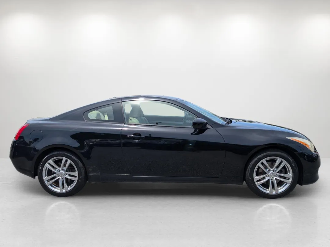 2009 Infiniti G37 Coupe - JNKCV64F19M651528 - Image #6