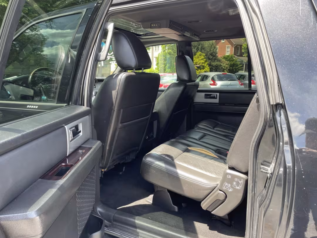 2010 Ford Expedition - 1FMJK2A51AEB08146 - Image #10