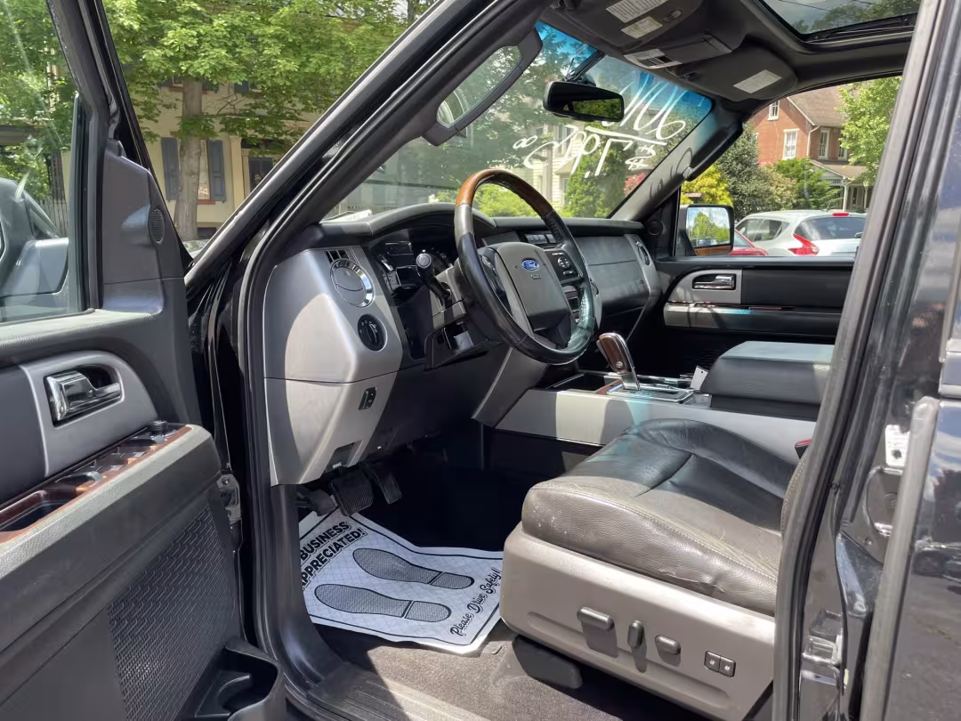 2010 Ford Expedition - 1FMJK2A51AEB08146 - Image #7