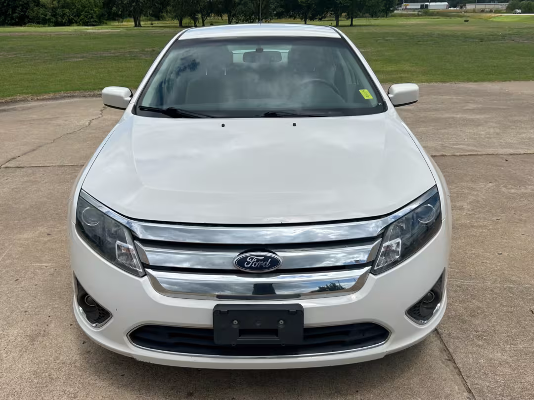 2010 Ford Fusion - 3FAHP0JA5AR378747 - Image #1