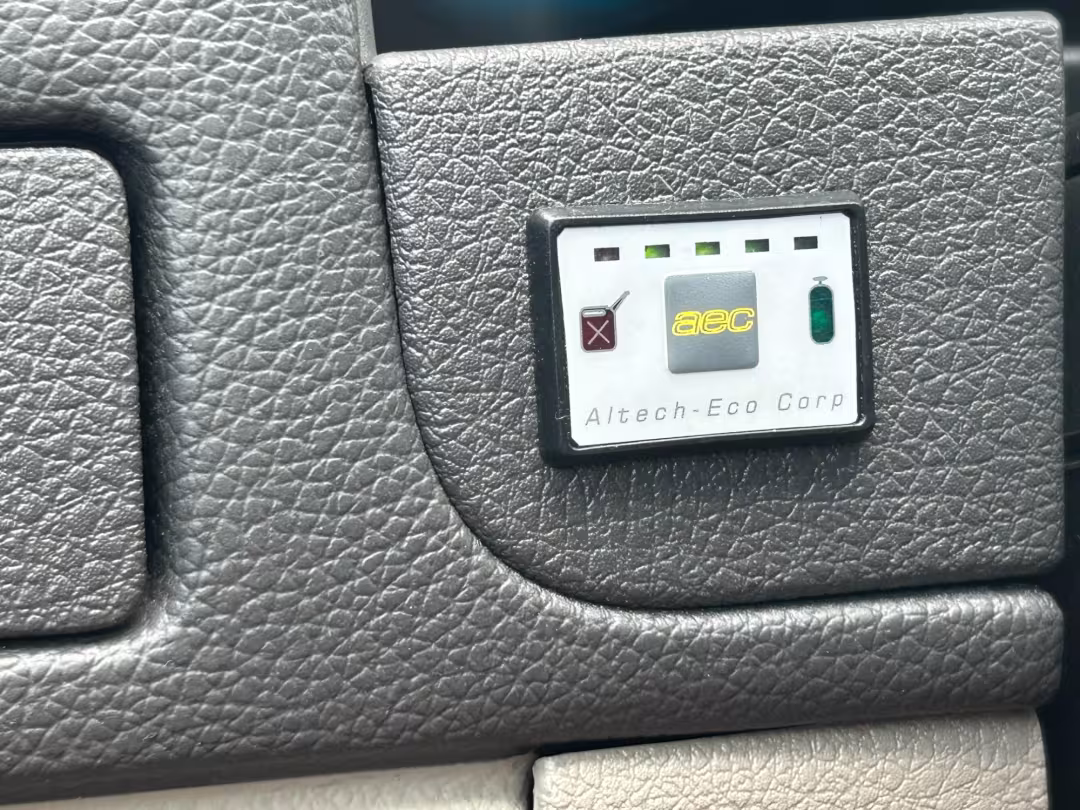 2010 Ford Fusion - 3FAHP0JA5AR378747 - Image #15