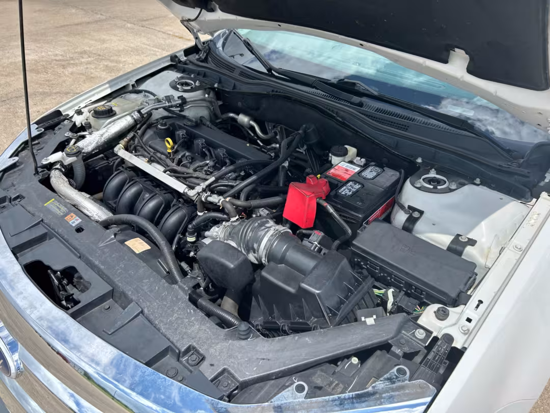 2010 Ford Fusion - 3FAHP0JA5AR378747 - Image #23