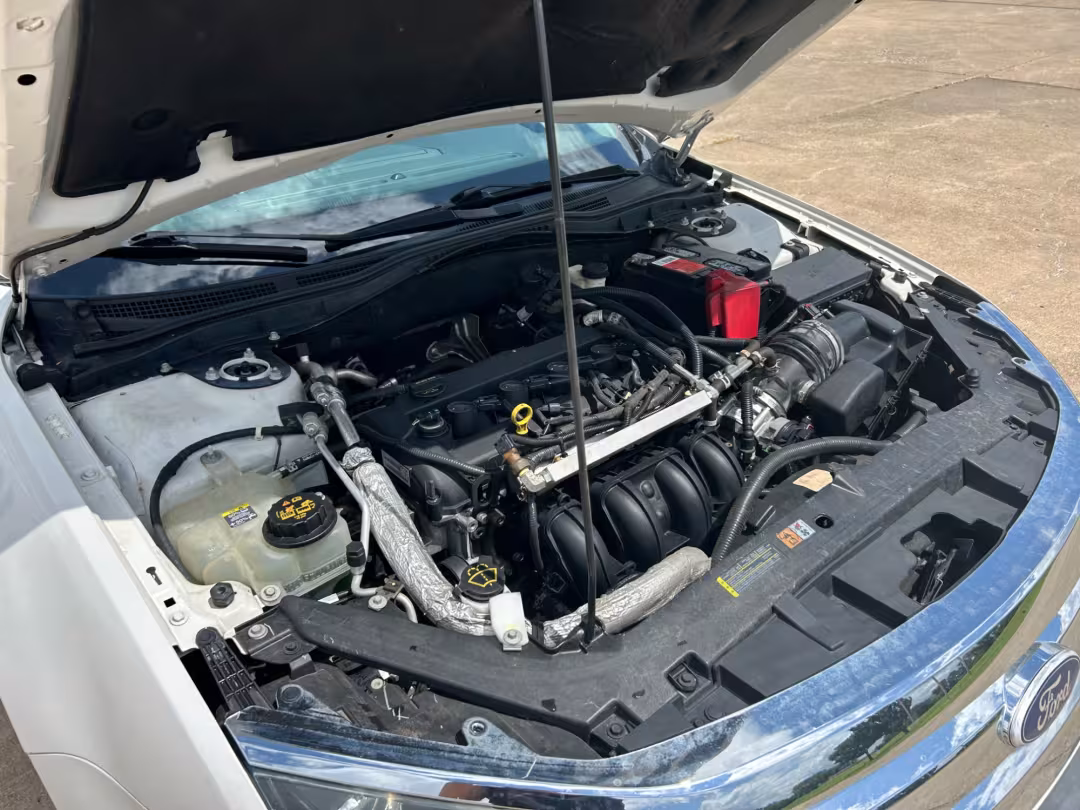 2010 Ford Fusion - 3FAHP0JA5AR378747 - Image #24