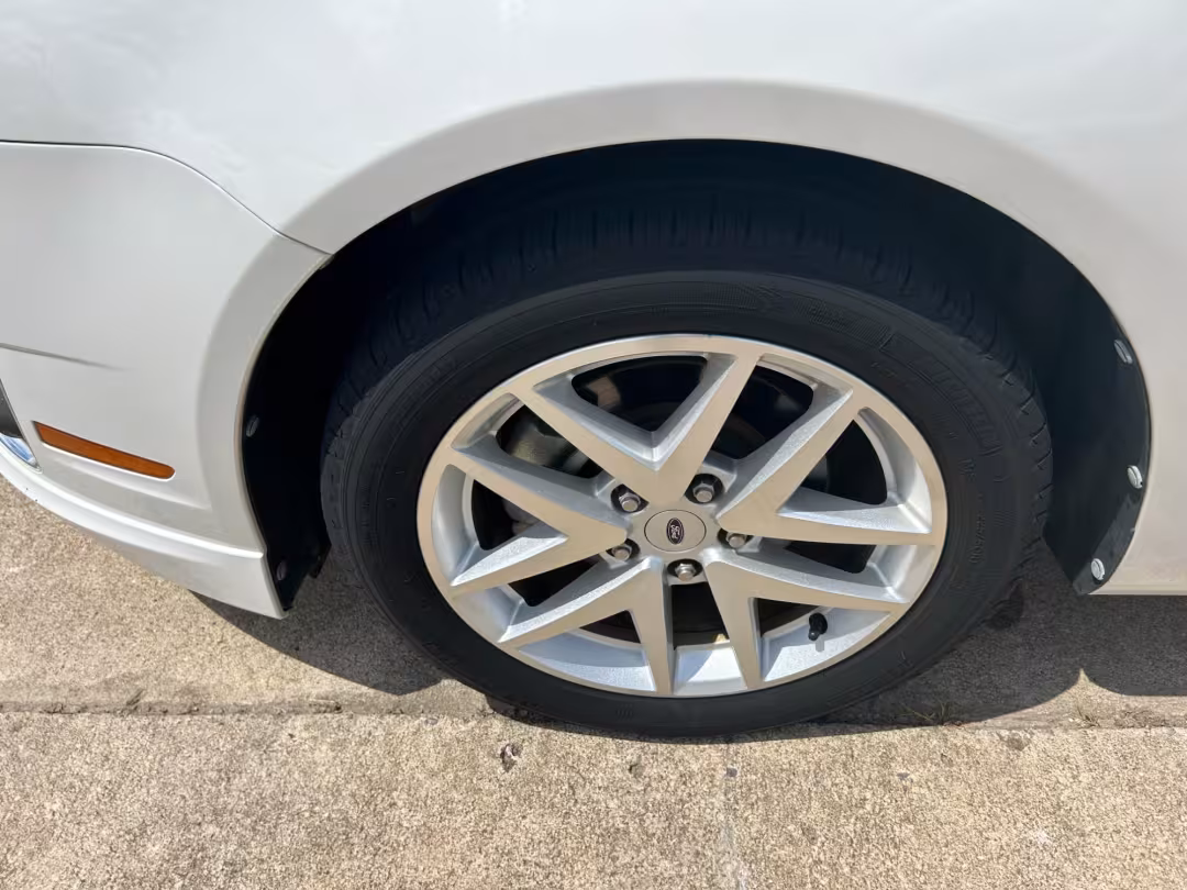 2010 Ford Fusion - 3FAHP0JA5AR378747 - Image #26