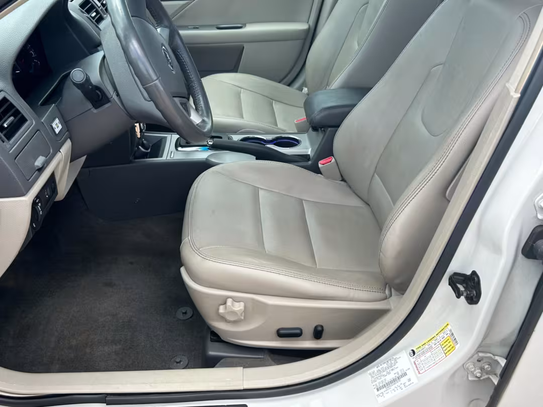 2010 Ford Fusion - 3FAHP0JA5AR378747 - Image #8